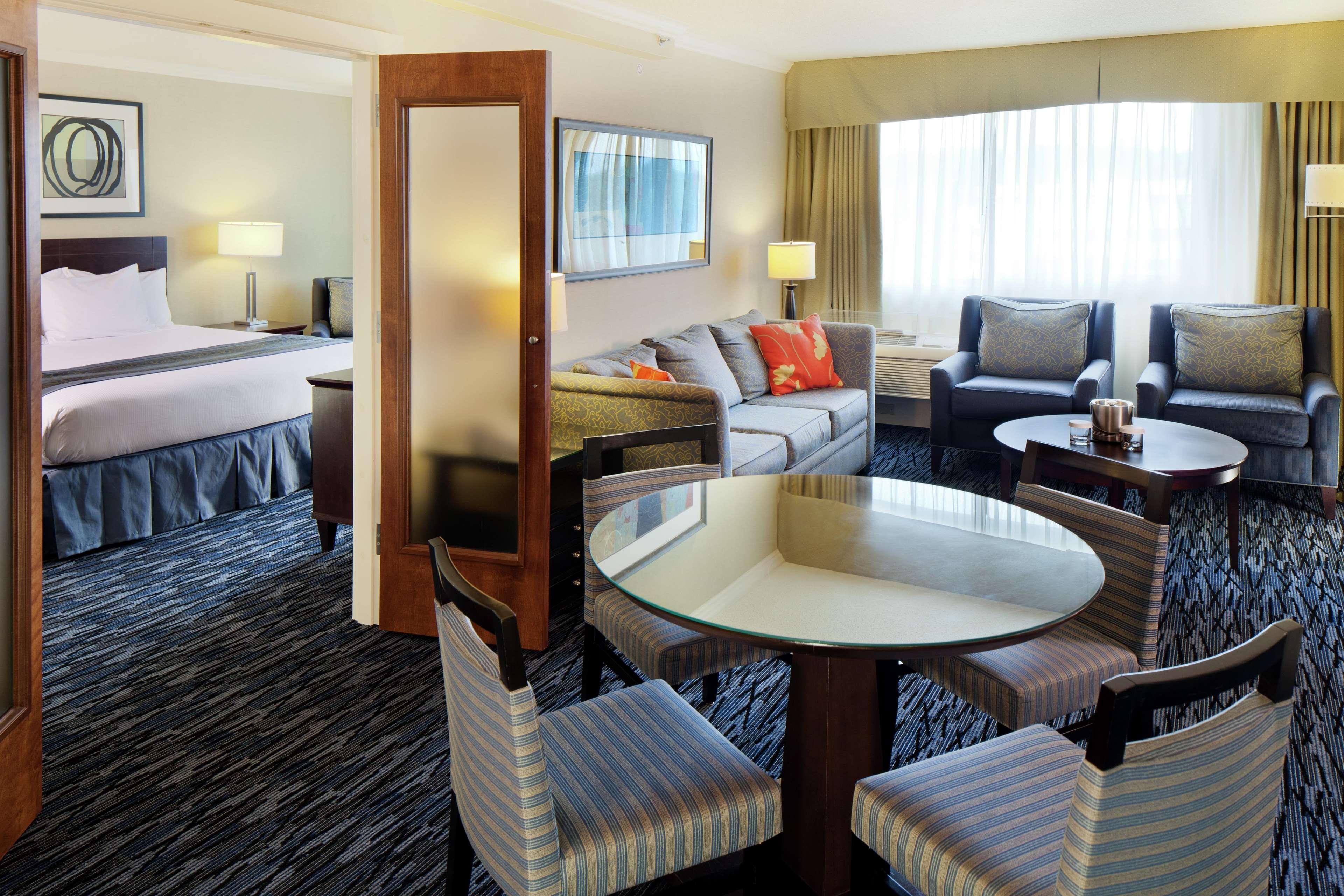 Doubletree By Hilton Norwalk Hotell Rom bilde