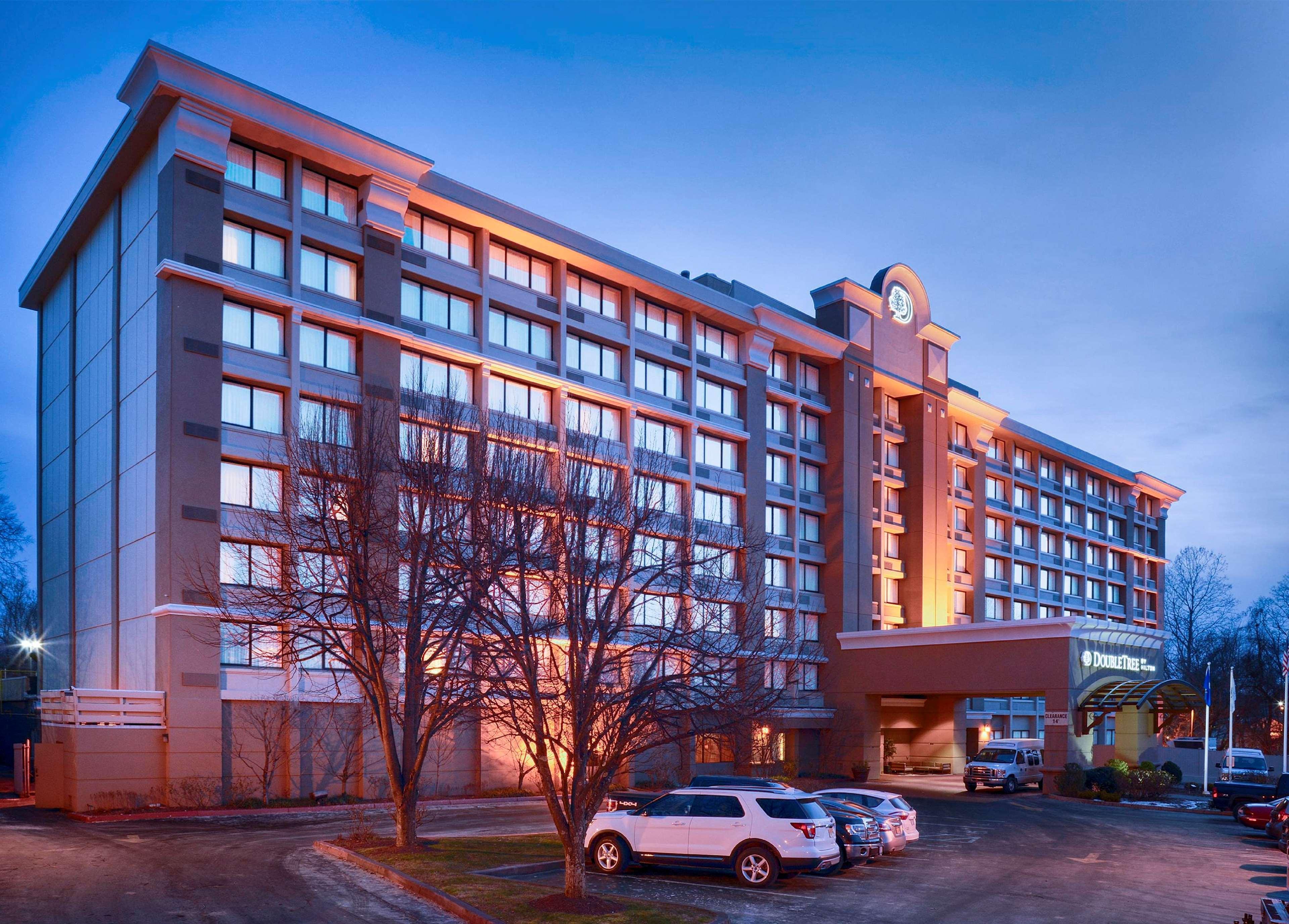 Doubletree By Hilton Norwalk Hotell Eksteriør bilde